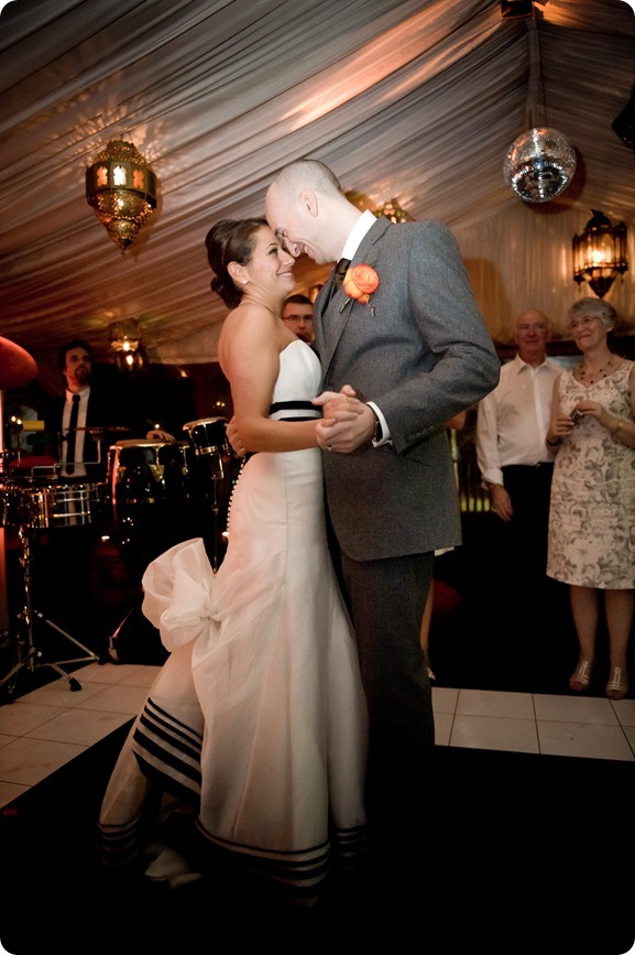 twobirds Bridesmaid/ Taphouse Photography