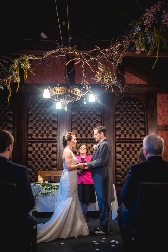 a warm winter wedding at The Belle Epoque (c) Andy Keher (35)