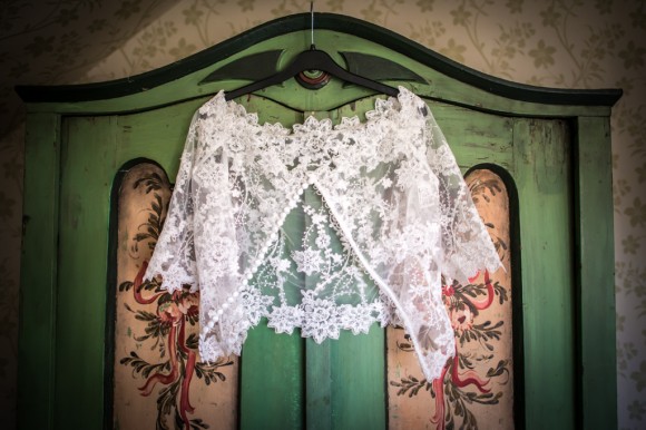 a relaxed and intimate wedding in Helmsley (c) James Tracey Photography (4)