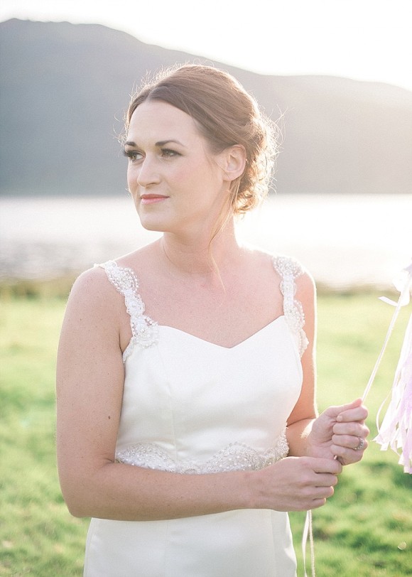 A Pretty Lakeside Bridal Shoot (c) Beth Sunners Photography (37)