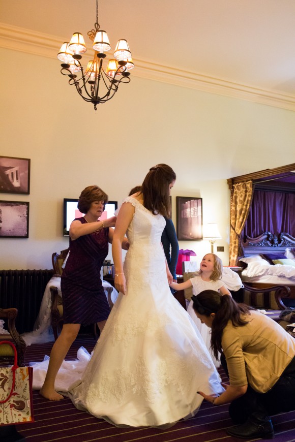 an-elegant-wedding-at-peckforton-castle-c-jonny-draper-photography-15