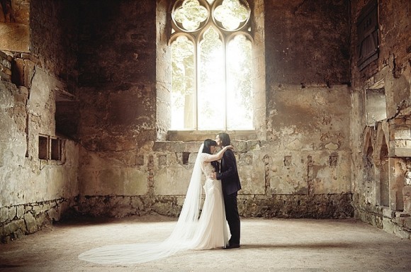 A Rustic Wedding at Skipton Castle (c) Bethany Clarke (37)