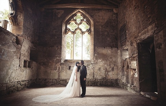 A Rustic Wedding at Skipton Castle (c) Bethany Clarke (39)