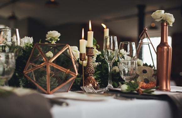 Metallic wedding – Photography by HBA Photography