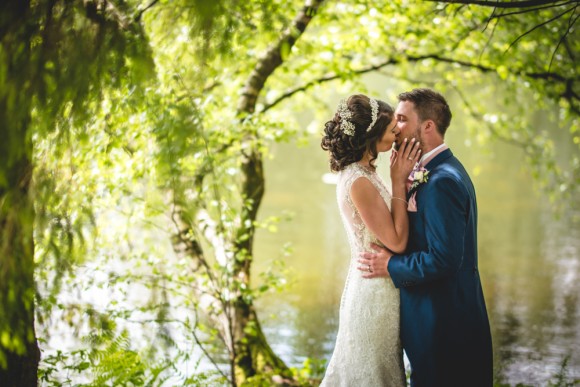 lake of love. a woodland wedding at the gilpin lake house – zara & mike