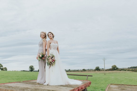 Country Luxe at Castle Farm Barn (c) Laura Calderwood Photography (46)