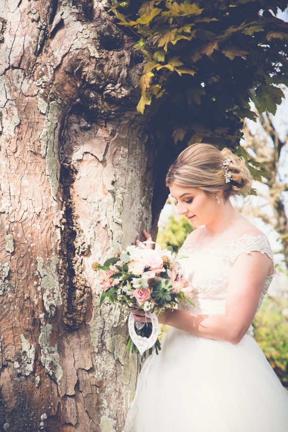 A Rustic Wedding at Eden Wedding Barn (c) Fusion Photo (35)