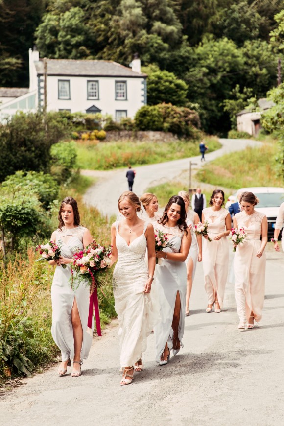 A Pretty Barn Wedding in the Laek District (c) Camilla Lucinda Photography (8)